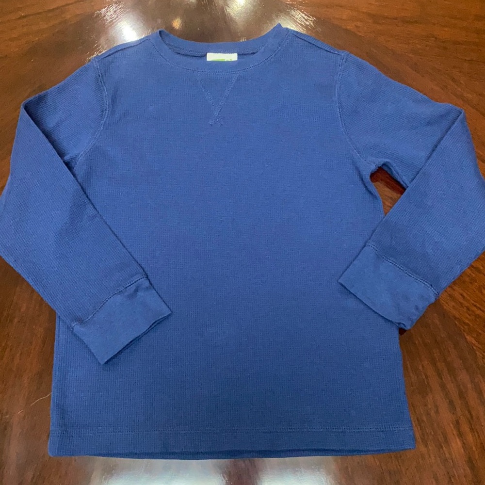 CRAZY 8 BOYS LONG SLEEVED THERMAL TOP. SIZE S (5-6)